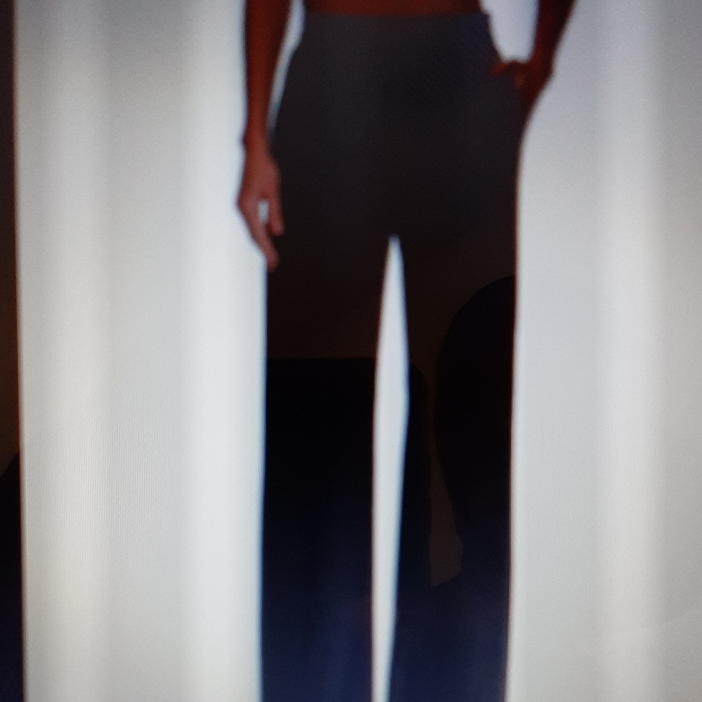 Old Navy Wide Leg Cuffed Black Pants Si…